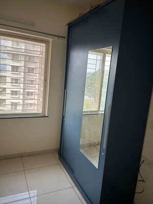 Room in 1 BHK Apartment at Paranjape Forest Trails The Highlands, Bhugaon – for Rent