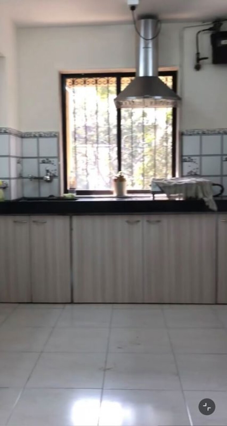Kitchen, khar west 3 Bedroom 1100 Sq.Ft. Apartment In Khar West Mumbai 10612634