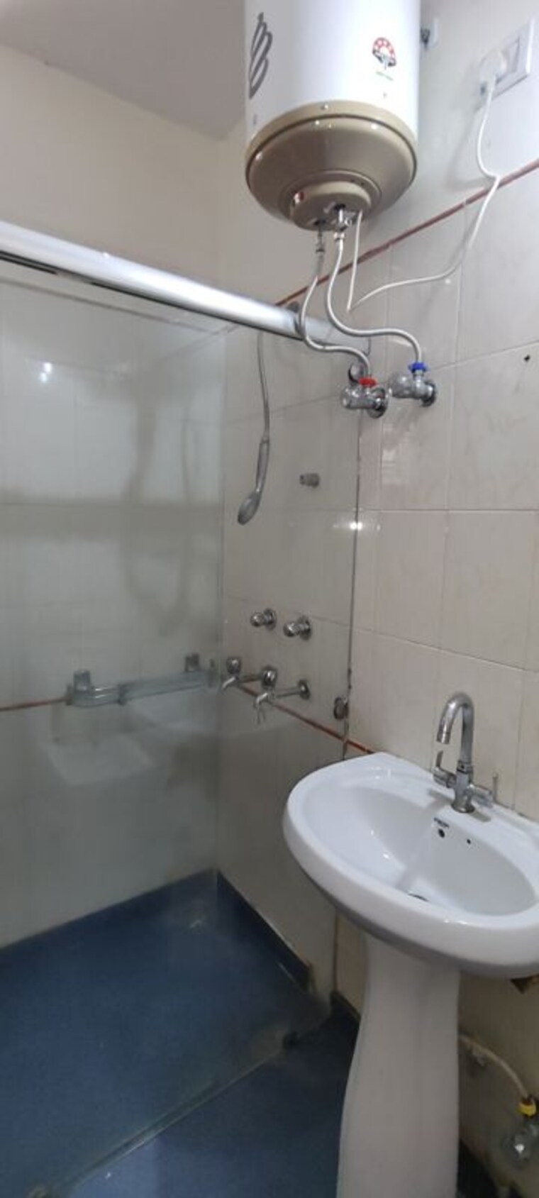 Bathroom, jakhan 3 Bedroom 200 Sq.Yd. Villa In Jakhan Dehradun 10607221