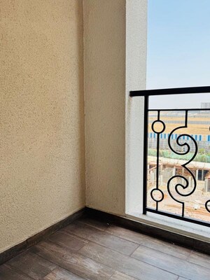 Room in 3 BHK Apartment at Nyati Era, Dhanori – for Sale