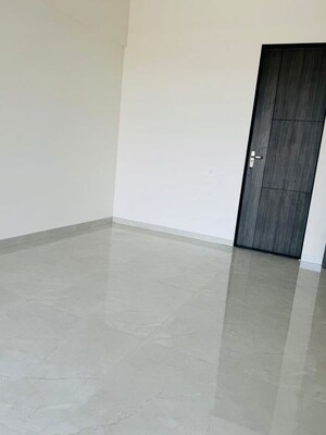 Room in 3 BHK Apartment at Nyati Era, Dhanori – for Sale