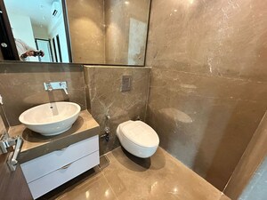 Furnished Amenities in 3 BHK Apartment at Raheja Imperia, Worli – for Rent