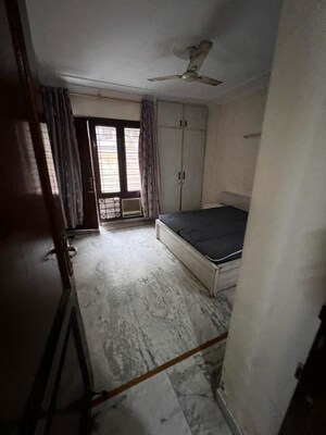 2 BHK Apartment For Rent in Naraina