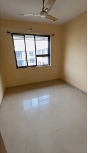 Bedroom in 1 BHK Apartment at Sindhi Society, Chembur – for Rent