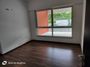 Room in 3 BHK Apartment at Kolte Patil 24K Stargaze, Bavdhan – for Rent