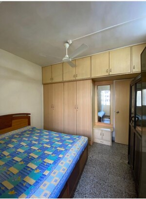 Bedroom in 2 BHK Apartment at Velentine Tower, Goregaon East – for Rent