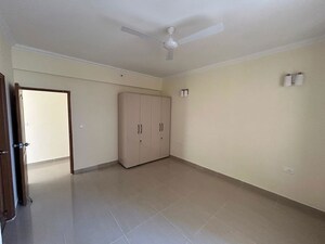 Room in 3 BHK Apartment at ATS Golf Meadows, Central Derabassi – for Rent