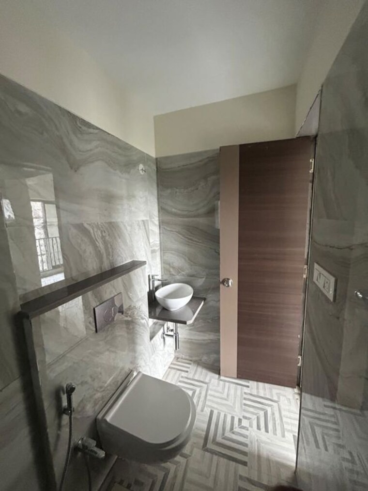 Bathroom, veena-synergy 1 Bedroom 424 Sq.Ft. Apartment In Andheri East Mumbai 10612734