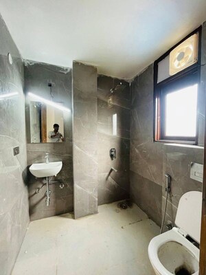Washroom in 2 BHK Builder Floor at Saket – for Rent