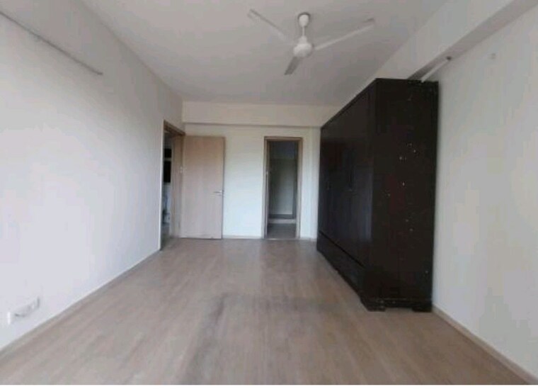 Room, dlf-new-town-heights-ii 3.5 Bedroom 1930 Sq.Ft. Apartment In Sector 86 Gurgaon 10612740