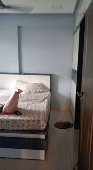 Bedroom in 2 BHK Apartment at Sindhi Society, Chembur – for Rent