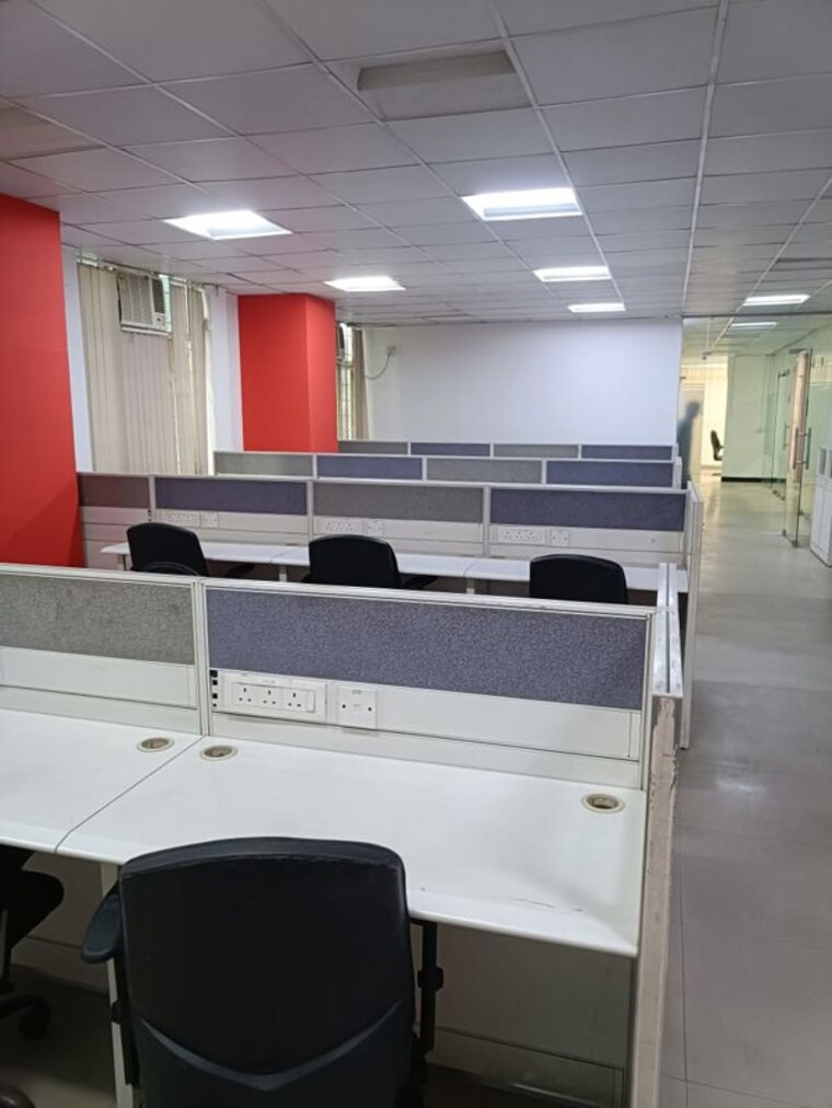 Team Area, sector 2 Commercial Office Space 3000 Sq.Ft. In Sector 2 Noida 10612808