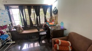 Living Room in 2 BHK Apartment at Chembur – for Rent