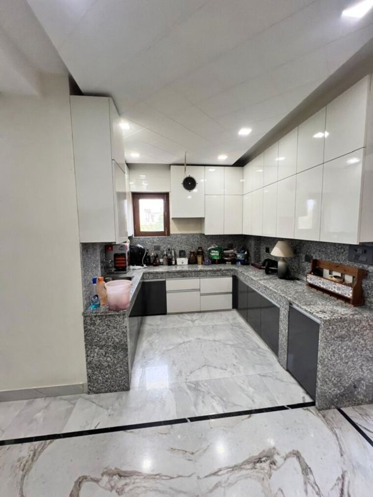 Kitchen, naraina 2 Bedroom 125 Sq.Yd. Apartment In Naraina Delhi 10612834