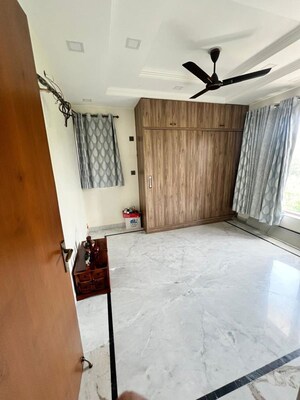 Bedroom in 2 BHK Apartment at Naraina – for Rent