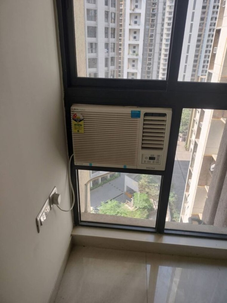 Bedroom, lodha-crown-quality-homes 1 Bedroom 450 Sq.Ft. Apartment In Majiwada Thane 10612853