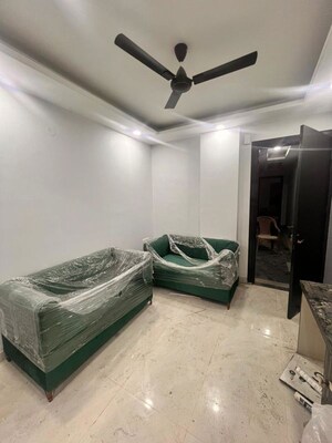 Living Room in 1 BHK Builder Floor at Sector 43 – for Rent