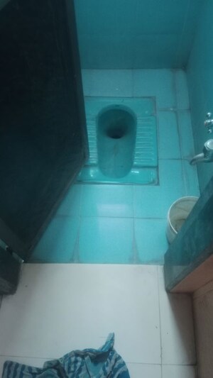 Bathroom in 1 BHK Apartment at Dombivli East – for Rent
