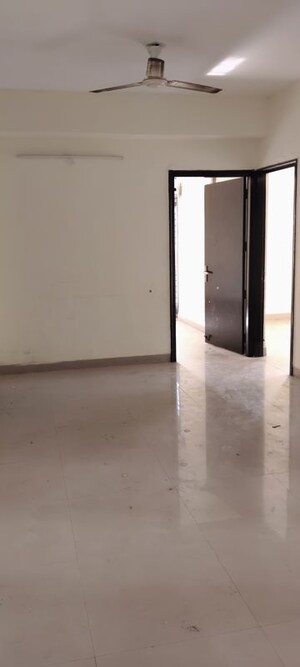 Room in 2.5 BHK Apartment at RPS Savana, Sector 88 – for Sale
