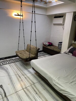 Bedroom in 4 BHK Apartment at Khar West – for Rent