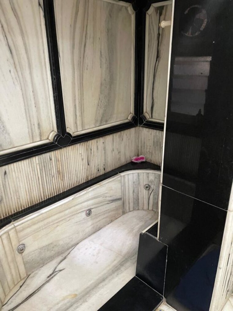 Balcony, khar west 4 Bedroom 1900 Sq.Ft. Apartment In Khar West Mumbai 10612867