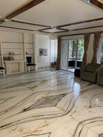 4 BHK + Servant Room,Extra Room 1900 Sq.Ft. Apartment in Khar West