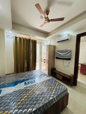Bedroom in 1 BHK Builder Floor at Sector 52 – for Rent