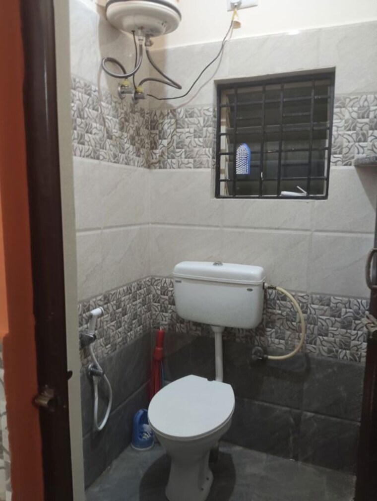 Bathroom, hongasandra 1 Bedroom 400 Sq.Ft. Independent House In Hongasandra Bangalore 10474855