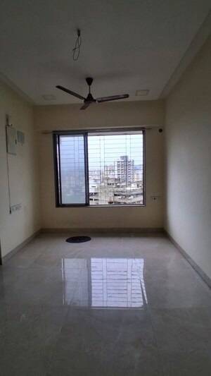 1.5 BHK Apartment For Rent in Roha Satsang Bharti, Malad East