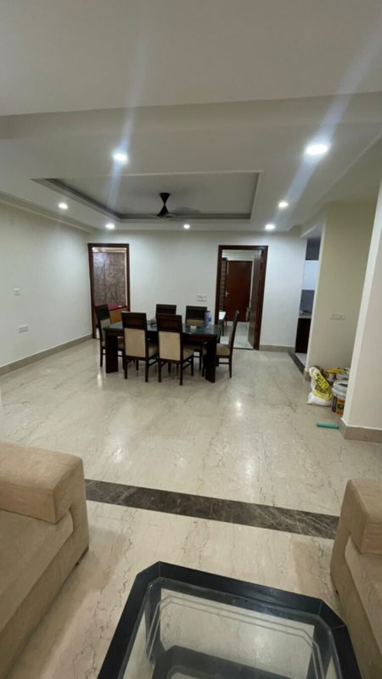 Entrance, bptp-parklands 3 Bedroom 250 Sq.Yd. Builder Floor In Sector 76 Faridabad 10612933