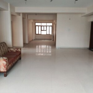  Office Space For Rent in Ghrounda