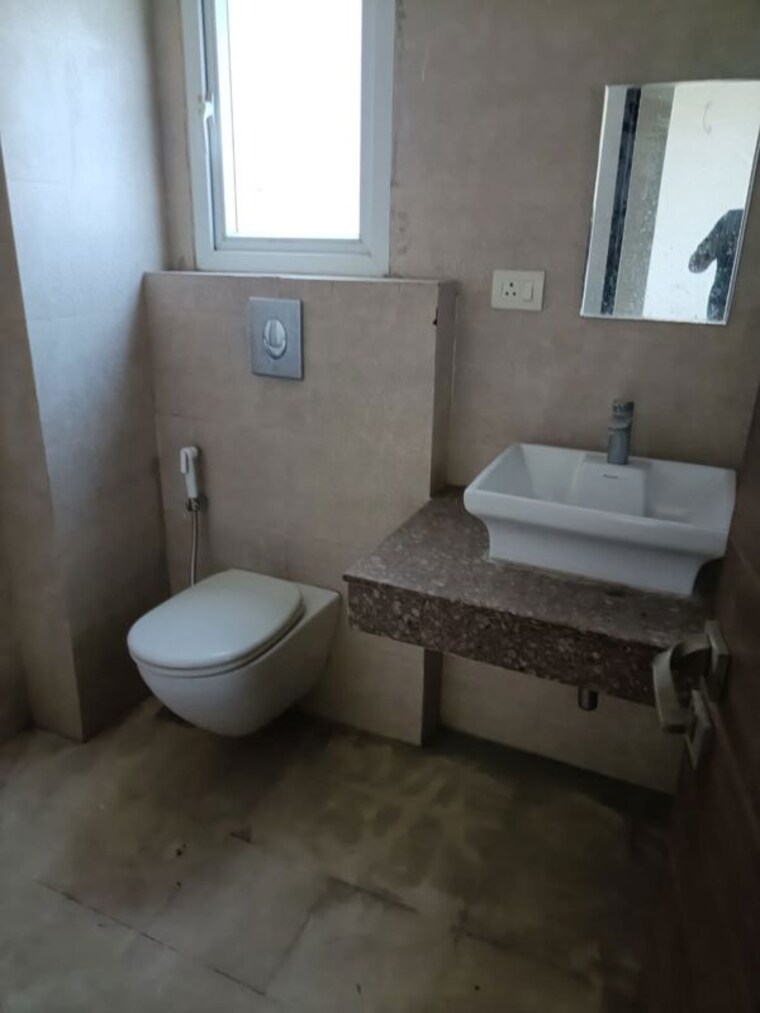 Bathroom, shalimar-oneworld-vista 3 Bedroom 1700 Sq.Ft. Apartment In Gomti Nagar Lucknow 10612965