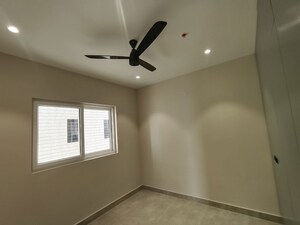 Room in 2.5 BHK Apartment at Candeur 40, Miyapur – for Rent