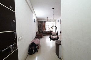 Team Area in 3 BHK Apartment at Nikol – for Sale