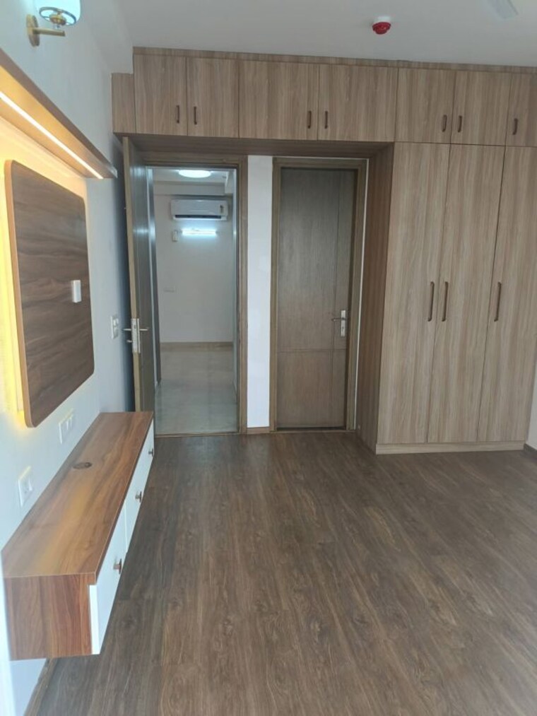 Room, sobha-international-city-phase-1 4 Bedroom 270 Sq.Yd. Villa In Sector 109 Gurgaon 10612975