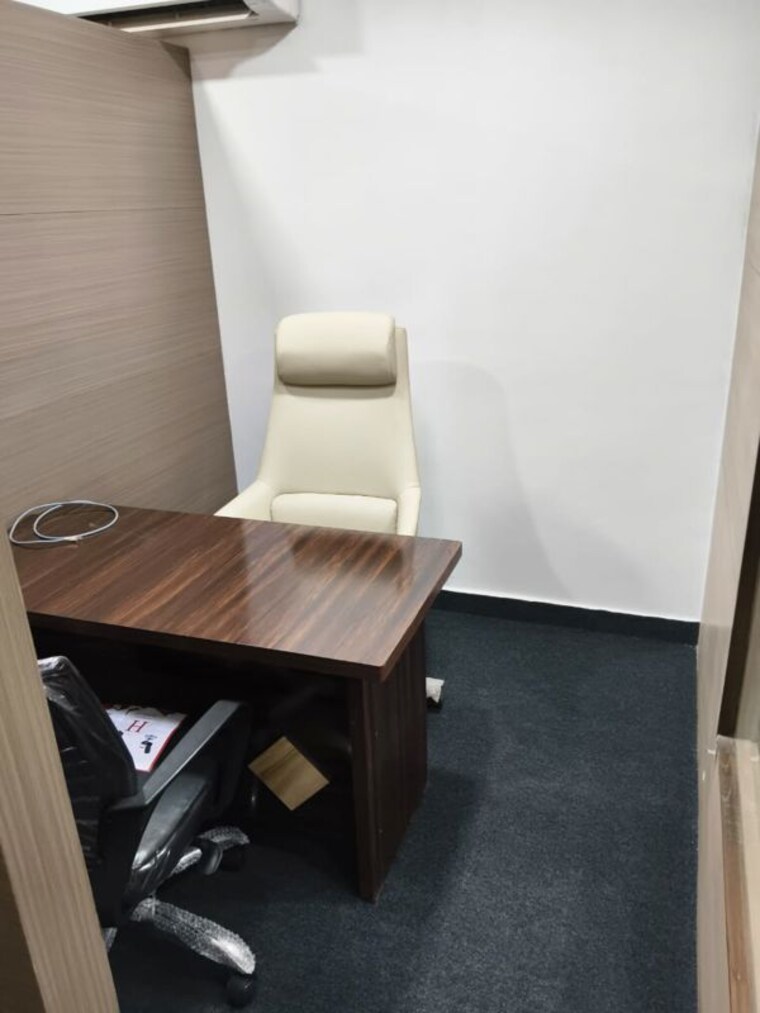 Team Area, ratan-plaza-charbagh Commercial Office Space 2050 Sq.Ft. In Charbagh Lucknow 10612989