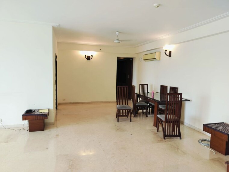 Living Room, dlf-the-icon 4 Bedroom 2610 Sq.Ft. Apartment In Dlf Phase V Gurgaon 10612995