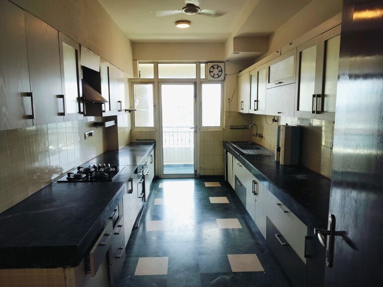 Kitchen, dlf-the-icon 4 Bedroom 2610 Sq.Ft. Apartment In Dlf Phase V Gurgaon 10612995