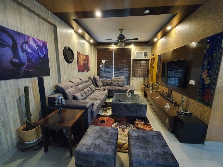 Living Room, dlf-the-wellington-estate 3 Bedroom 1450 Sq.Ft. Apartment In Dlf Phase V Gurgaon 10613010