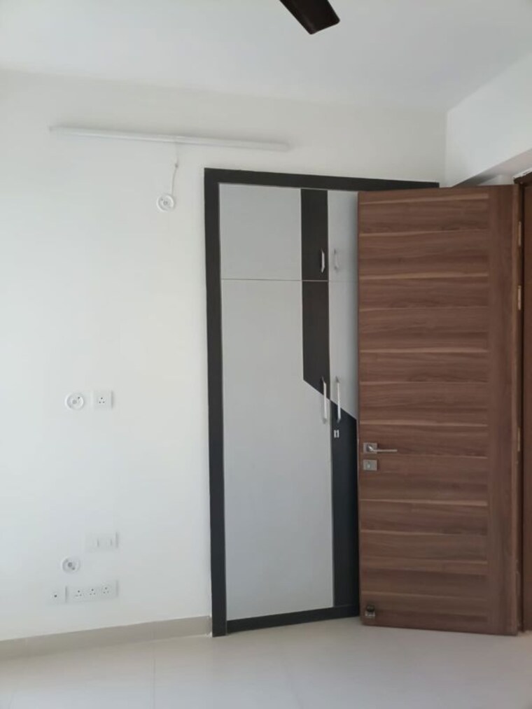 Room, eiffel-vivassa-estate 2 Bedroom 1150 Sq.Ft. Apartment In Bagiamau Lucknow 10613008