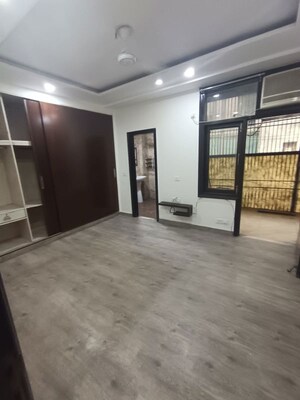 3 BHK Builder Floor For Sale in Naraina
