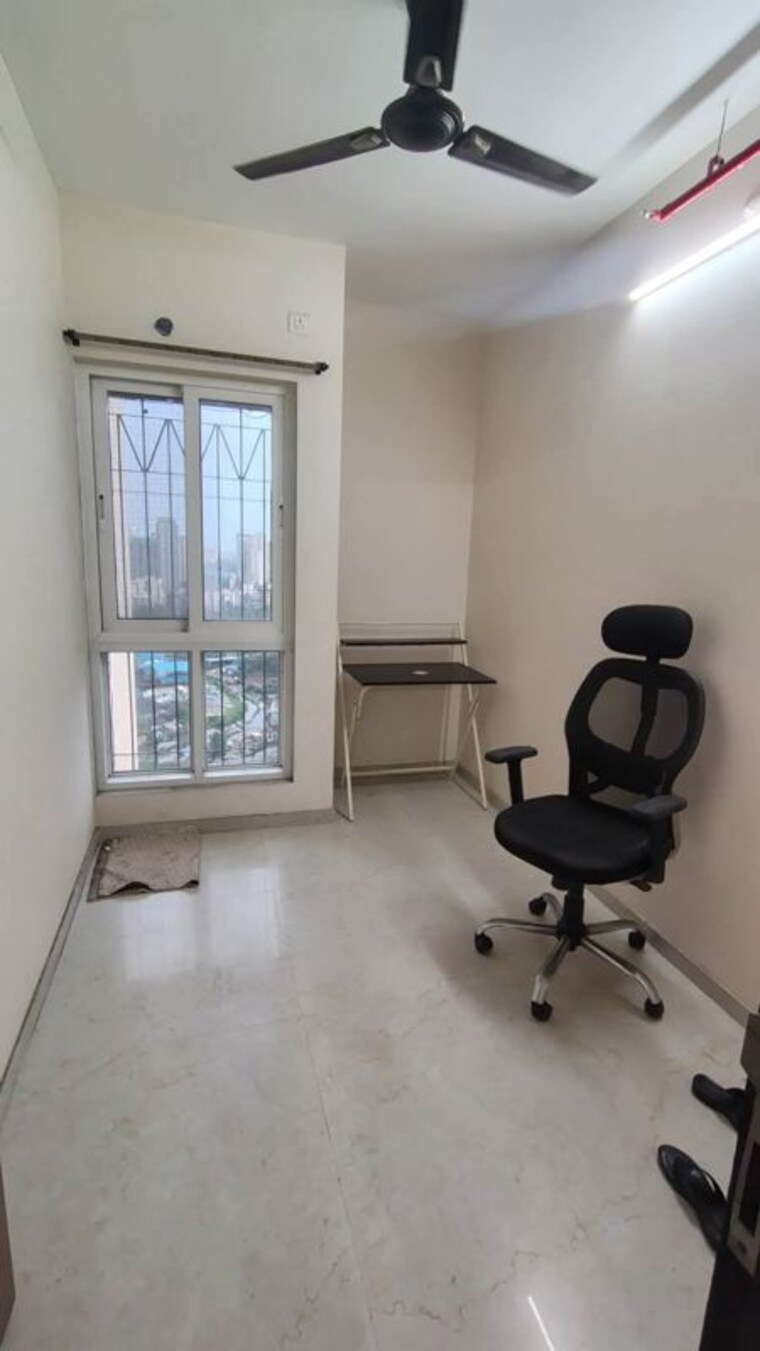 Room, dosti-west-county-phase-2-dosti-cedar 2 Bedroom 720 Sq.Ft. Apartment In Balkum Pada Thane 10612929
