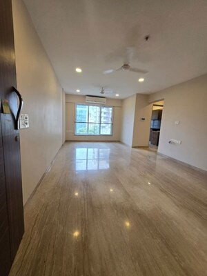 2 BHK Apartment For Rent in Bandra West