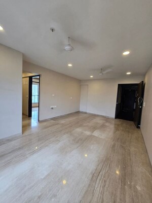 Room in 2 BHK Apartment at Bandra West – for Rent