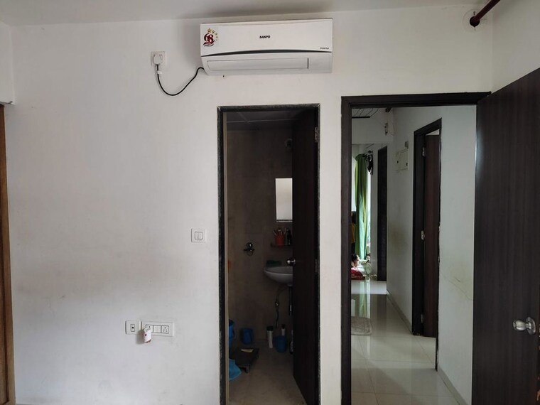undefined, runwal-eirene 2 Bedroom 700 Sq.Ft. Apartment In Balkum Pada Thane 10613039