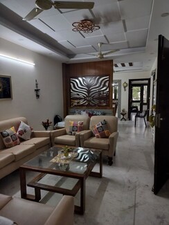 2 BHK Builder Floor For Sale in Naraina
