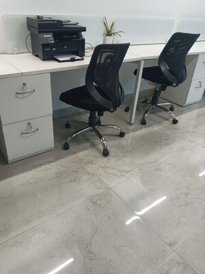 Team Area in  Office Space at Spaze Platinum Tower, Sector 47 – for Rent