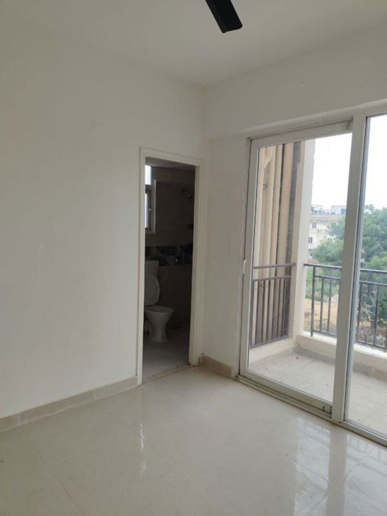 Room, signature-global-prime 2 Bedroom 800 Sq.Ft. Apartment In Sector 63a Gurgaon 10613056