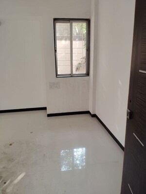 Room in 2 BHK Apartment at High Class Residency, Bavdhan – for Rent