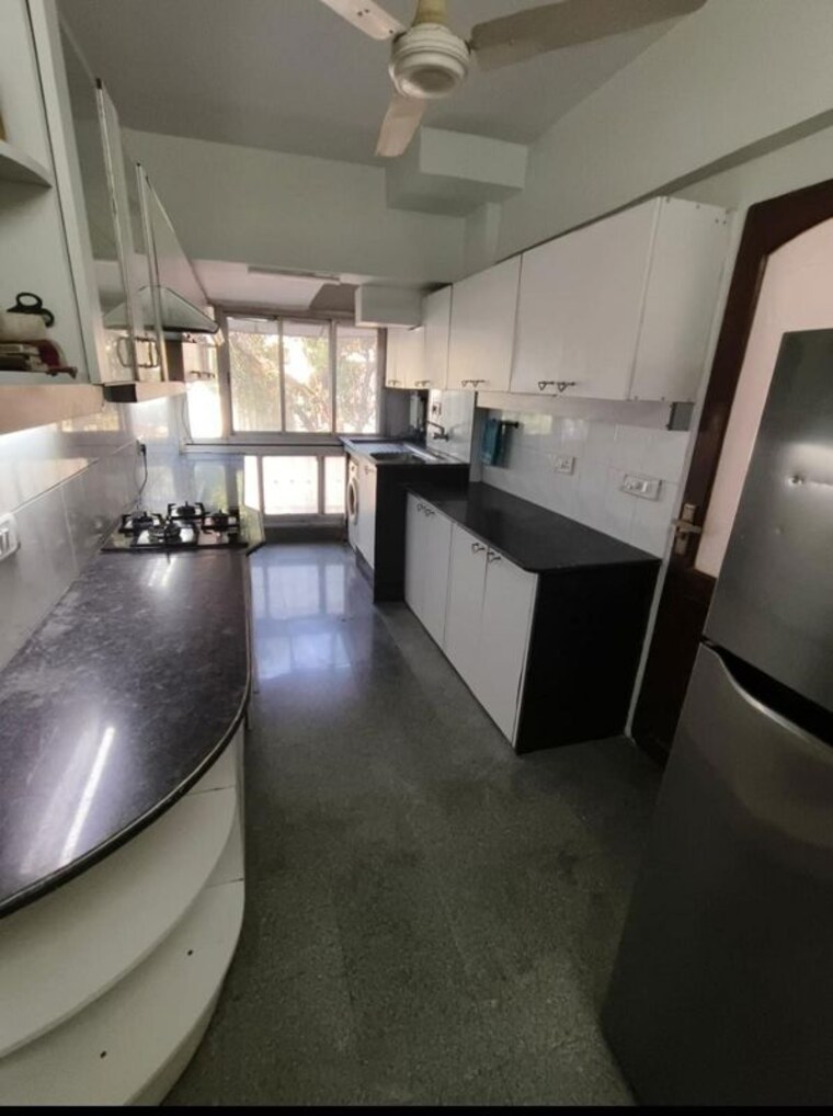 Kitchen, santacruz west 2 Bedroom 700 Sq.Ft. Apartment In Santacruz West Mumbai 10613091